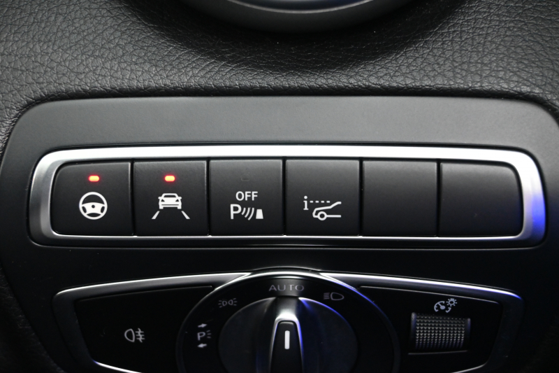 メルセデスベンツ Cクラス C220d ﾛｰﾚｳｽED ｽﾎﾟｰﾂ+&ﾚｰﾀﾞｰｾｰﾌﾃｨP　後期 ACC Pｽﾀ ECO LKA 黒革 HDDﾅﾋﾞTV Bｶﾒﾗ Carplay AMGｴｱﾛ&AMG18ｲﾝﾁAW LEDﾗｲﾄ　2年保証付