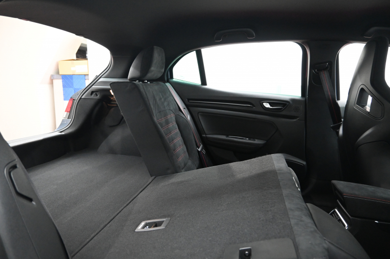 ルノー メガーヌ RSﾄﾛﾌｨｰ　1ｵﾅ RECARO製ﾌﾛﾝﾄﾊﾞｹｯﾄｼｰﾄ 純正ﾀｯﾁｽｸﾘｰﾝ Bluetoothｵｰﾃﾞｨｵ CarPlay Bｶﾒﾗ 前後PTS 19ｲﾝﾁ鍛造AW ﾌﾞﾚﾝﾎﾞ製ﾚｯﾄﾞｷｬﾘﾊﾟｰ LEDﾍｯﾄﾞﾗｲﾄ　2年保証付