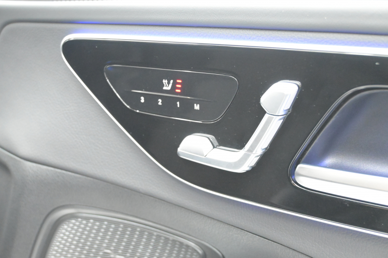 メルセデスベンツ Cクラス C220d AVG ﾍﾞｰｼｯｸ&ﾚｰﾀﾞｰｾｰﾌﾃｨP　ACC ﾘｱｱｸｽﾙ Pｽﾀ ECO  ﾊｰﾌ革 HDDﾅﾋﾞTV 360ｶﾒﾗ Carplay AMGｴｱﾛ&18ｲﾝﾁAW LEDﾗｲﾄ　2年保証付