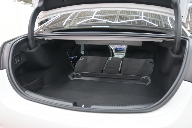 メルセデスベンツ Cクラス C220d AVG ﾍﾞｰｼｯｸ&ﾚｰﾀﾞｰｾｰﾌﾃｨP　ACC ﾘｱｱｸｽﾙ Pｽﾀ ECO  ﾊｰﾌ革 HDDﾅﾋﾞTV 360ｶﾒﾗ Carplay AMGｴｱﾛ&18ｲﾝﾁAW LEDﾗｲﾄ　2年保証付