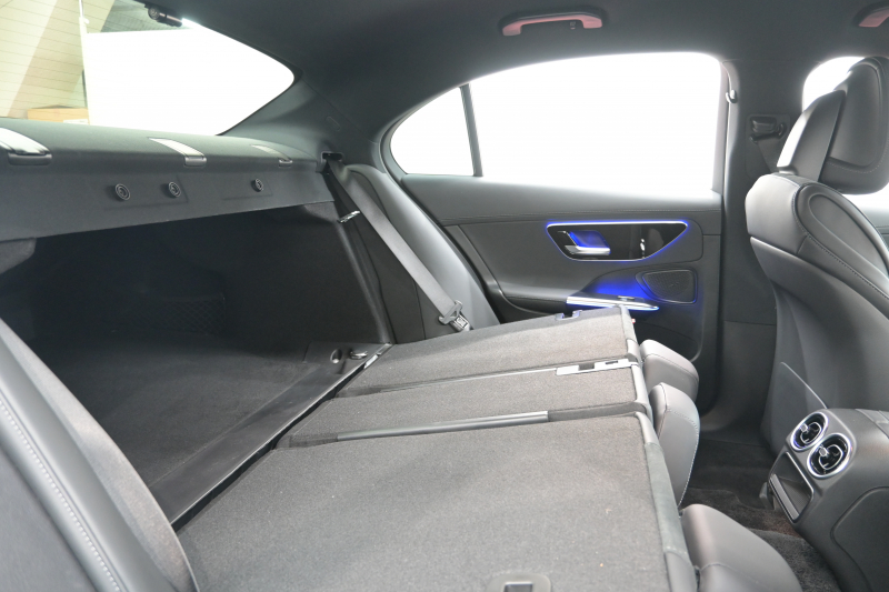 メルセデスベンツ Cクラス C220d AVG ﾍﾞｰｼｯｸ&ﾚｰﾀﾞｰｾｰﾌﾃｨP　ACC ﾘｱｱｸｽﾙ Pｽﾀ ECO  ﾊｰﾌ革 HDDﾅﾋﾞTV 360ｶﾒﾗ Carplay AMGｴｱﾛ&18ｲﾝﾁAW LEDﾗｲﾄ　2年保証付