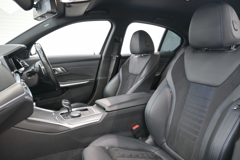 BMW 3シリーズ 320i Mｽﾎﾟｰﾂ ｺﾝﾌｫｰﾄP　ACC ﾌﾞﾗｯｸﾊｰﾌﾚｻﾞｰ 純正HDDﾅﾋﾞ Carplay Bｶﾒﾗ Mｴｱﾛ&19ｲﾝﾁAW 自動ﾄﾗﾝｸ ﾜｲﾔﾚｽﾁｬｰｼﾞ　2年保証付