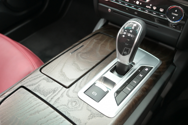 マセラティ ギブリ 3.0　ﾌﾙﾅﾁｭﾗﾙﾚｻﾞｰ赤革 ｻﾝﾙｰﾌ 赤×黒ﾚｻﾞｰｲﾝﾃﾘｱ ﾗﾃﾞｨｶｳｯﾄﾞｲﾝﾃﾘｱ 純正ﾅﾋﾞTV Bｶﾒﾗ 本革ｽﾃｱ ﾌﾟﾛﾃｵ19AW ｼﾌﾄﾊﾟﾄﾞﾙ　2年保証付