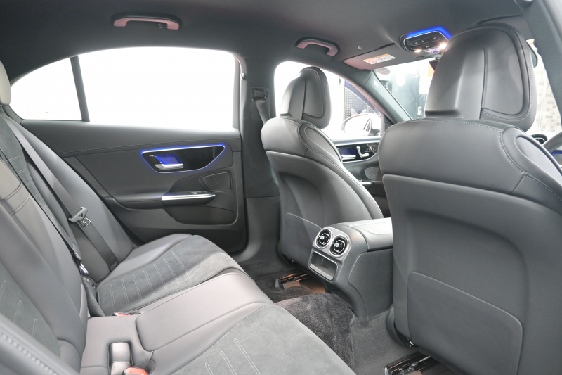 メルセデスベンツ Cクラス C200 4MATIC AVG AMGﾗｲﾝ&ﾚｰﾀﾞｰｾｰﾌﾃｨPKG　1ｵｰﾅｰ ACC 4WD Pｽﾀ ECO ﾊｰﾌ革 HDDﾅﾋﾞTV 360ｶﾒﾗ CarPlay AMGｴｱﾛ&18ｲﾝﾁAW LEDﾗｲﾄ　2年保証付