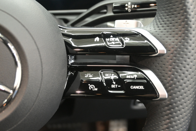 メルセデスベンツ Cクラス C200 4MATIC AVG AMGﾗｲﾝ&ﾚｰﾀﾞｰｾｰﾌﾃｨPKG　1ｵｰﾅｰ ACC 4WD Pｽﾀ ECO ﾊｰﾌ革 HDDﾅﾋﾞTV 360ｶﾒﾗ CarPlay AMGｴｱﾛ&18ｲﾝﾁAW LEDﾗｲﾄ　2年保証付