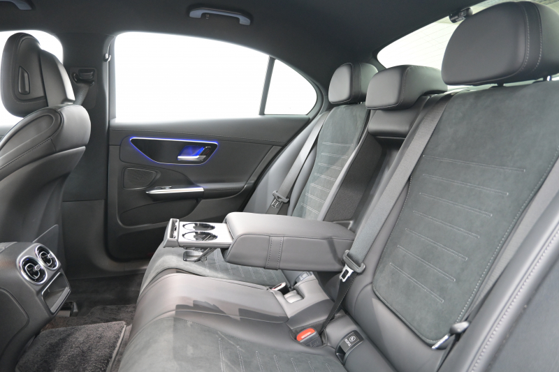 メルセデスベンツ Cクラス C200 4MATIC AVG AMGﾗｲﾝ&ﾚｰﾀﾞｰｾｰﾌﾃｨPKG　1ｵｰﾅｰ ACC 4WD Pｽﾀ ECO ﾊｰﾌ革 HDDﾅﾋﾞTV 360ｶﾒﾗ CarPlay AMGｴｱﾛ&18ｲﾝﾁAW LEDﾗｲﾄ　2年保証付