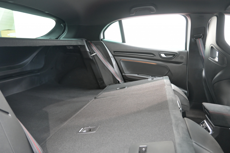 ルノー メガーヌ RSﾄﾛﾌｨｰ　RECARO製ﾌﾛﾝﾄﾊﾞｹｯﾄｼｰﾄ 純正ﾀｯﾁｽｸﾘｰﾝ Bluetoothｵｰﾃﾞｨｵ CarPlay Bｶﾒﾗ 前後PTS 19ｲﾝﾁ鍛造AW ﾌﾞﾚﾝﾎﾞ製ﾚｯﾄﾞｷｬﾘﾊﾟｰ LEDﾍｯﾄﾞﾗｲﾄ　2年保証付