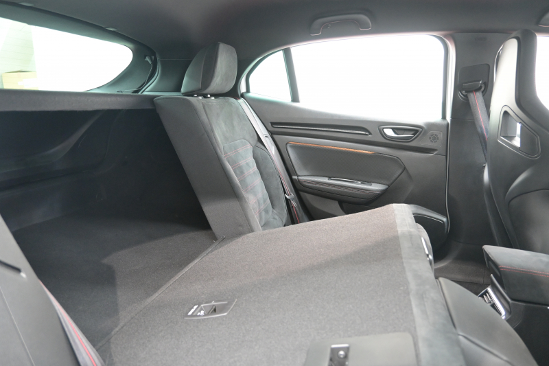 ルノー メガーヌ RSﾄﾛﾌｨｰ　RECARO製ﾌﾛﾝﾄﾊﾞｹｯﾄｼｰﾄ 純正ﾀｯﾁｽｸﾘｰﾝ Bluetoothｵｰﾃﾞｨｵ CarPlay Bｶﾒﾗ 前後PTS 19ｲﾝﾁ鍛造AW ﾌﾞﾚﾝﾎﾞ製ﾚｯﾄﾞｷｬﾘﾊﾟｰ LEDﾍｯﾄﾞﾗｲﾄ　2年保証付