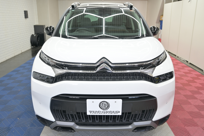 シトロエン C3 ｴｱｸﾛｽSUV ｼｬｲﾝPKG　後期ﾓﾃﾞﾙ 1ｵﾅ ﾚｻﾞｰ×ﾌｧﾌﾞﾘｯｸｺﾝﾋﾞﾚｻﾞｰｼｰﾄ ｸﾙｺﾝ 純正7ｲﾝﾁﾀｯﾁｽｸﾘｰﾝ CarPlay Bｶﾒﾗ 純正17ｲﾝﾁAW LEDﾗｲﾄ ｱｸﾃｨﾌﾞｾｰﾌﾃｨﾌﾞﾚｰｷ　2年保証付