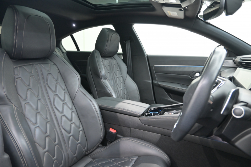 プジョー 508 508 GT ﾌﾞﾙｰHDi ﾌﾟﾚﾐｱﾑﾚｻﾞｰED　ACC ｱｸﾃｨﾌﾞｾｰﾌﾃｨ ﾚｰﾝｷｰﾌﾟA ﾅｯﾊﾟ革 ﾊﾟﾉﾗﾏSR 純正ﾅﾋﾞTV CarPlay ﾅｲﾄﾋﾞｼﾞｮﾝ FOCALｽﾋﾟｰｶｰ  18ｲﾝﾁAW　2年保証