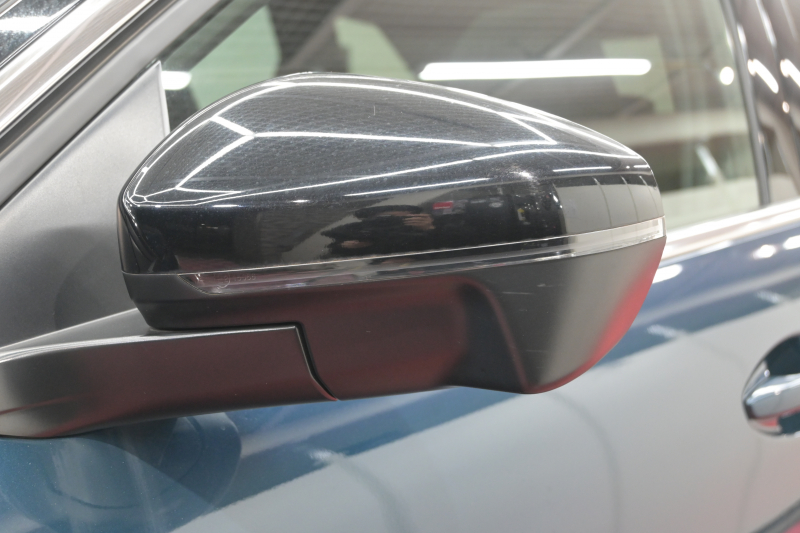 プジョー 3008 GT HYBRID4 ﾚｻﾞｰPKG　1ｵｰﾅｰ ACC Pｽﾀ ECO 黒本革 ﾏｯｻｰｼﾞ機能 ﾊﾟﾉﾗﾏR 8ｲﾝﾁﾀｯﾁｽｸﾘｰﾝ AppleCarPlay 自動ﾃｰﾙｹﾞｰﾄ BSM LKA 純正18ｲﾝﾁAW　2年保証付