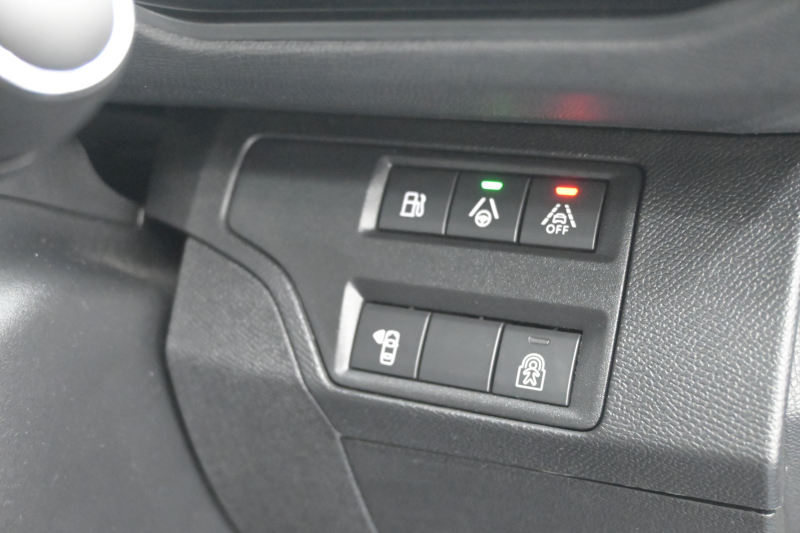 プジョー 3008 GT HYBRID4 ﾚｻﾞｰPKG　1ｵｰﾅｰ ACC Pｽﾀ ECO 黒本革 ﾏｯｻｰｼﾞ機能 ﾊﾟﾉﾗﾏR 8ｲﾝﾁﾀｯﾁｽｸﾘｰﾝ AppleCarPlay 自動ﾃｰﾙｹﾞｰﾄ BSM LKA 純正18ｲﾝﾁAW　2年保証付