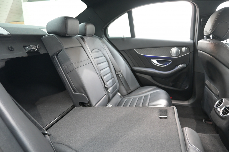 メルセデスベンツ Cクラス C200 ﾛｰﾚｳｽED ｽﾎﾟｰﾂ+&ﾚｰﾀﾞｰｾｰﾌﾃｨP　後期 ACC Pｽﾀ ECO LKA 黒革 ﾍﾞﾝﾁﾚｰﾀｰ 純正HDDﾅﾋﾞTV Bｶﾒﾗ CarPlay AMGｴｱﾛ&AMG18ｲﾝﾁAW LEDﾗｲﾄ　2年保証付