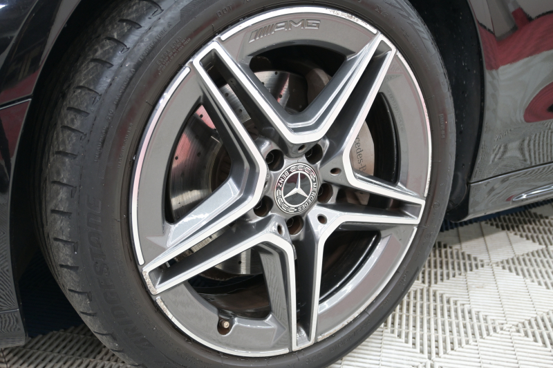 メルセデスベンツ Cクラス C200 ﾛｰﾚｳｽED ｽﾎﾟｰﾂ+&ﾚｰﾀﾞｰｾｰﾌﾃｨP　後期 ACC Pｽﾀ ECO LKA 黒革 ﾍﾞﾝﾁﾚｰﾀｰ 純正HDDﾅﾋﾞTV Bｶﾒﾗ CarPlay AMGｴｱﾛ&AMG18ｲﾝﾁAW LEDﾗｲﾄ　2年保証付