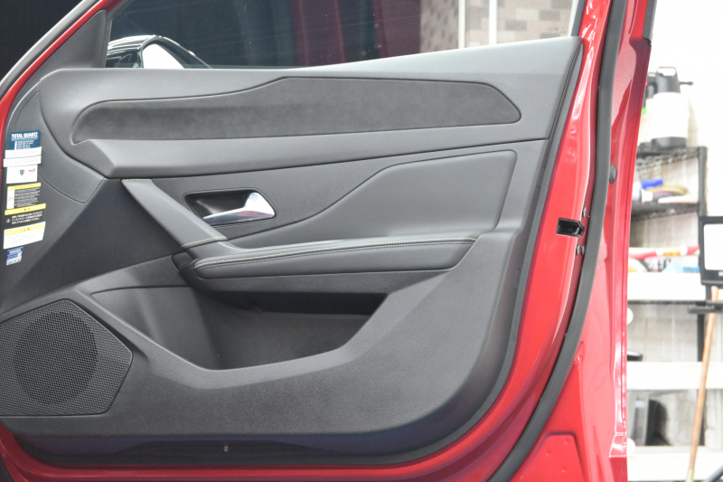 プジョー 308 GT ﾌﾞﾙｰHDi　ACC BSM 専用ｽﾎﾟｰﾂｼｰﾄ 純正ﾅﾋﾞ Carplay i-Connect 360ｶﾒﾗ LEDﾍｯﾄﾞﾗｲﾄ 純正18AW　2年保証付