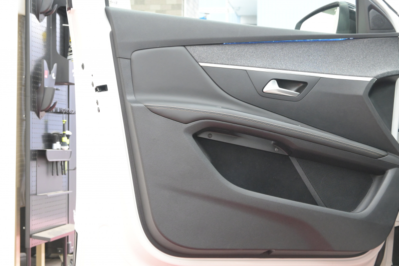 プジョー 3008 GTﾗｲﾝ　1ｵｰﾅｰ ACC ﾊｰﾌ革 純正ﾀｯﾁｽｸﾘｰﾝ ﾅﾋﾞTV ﾌﾙｾｸﾞ CarPlay ADVｺﾝﾄﾛｰﾙ 純正18ｲﾝﾁAW LEDﾗｲﾄ ｱｸﾃｨﾌﾞｾｰﾌﾃｨﾌﾞﾚｰｷ　2年保証付