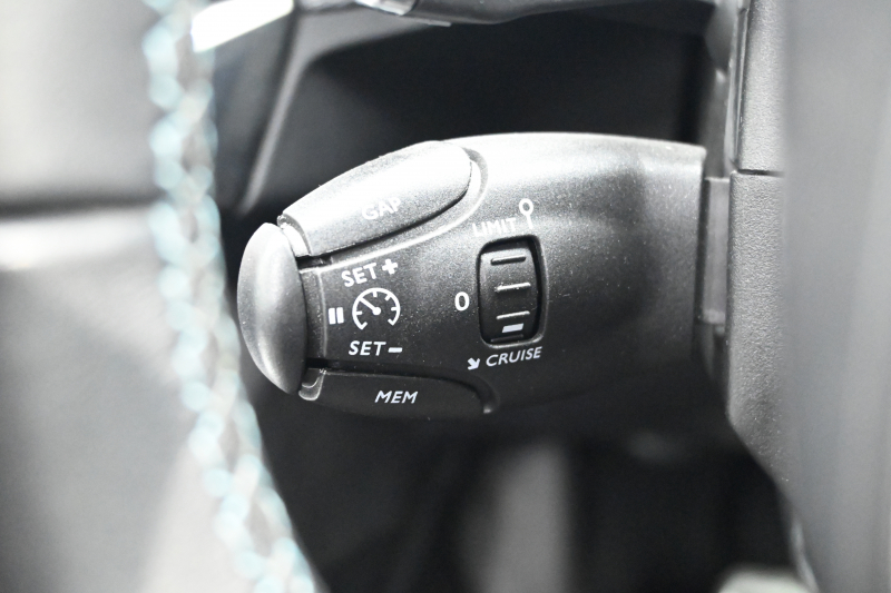 プジョー 5008 ｸﾛｽｼﾃｨ ﾌﾞﾙｰHDi　特別仕様車 Pｽﾀ ACC BSM ﾊﾟﾉﾗﾏSR ｺﾝﾋﾞﾚｻﾞｰ ﾏﾙﾁﾗﾝﾊﾞｰｻﾎﾟｰﾄ 純正ﾓﾆﾀｰ ﾅﾋﾞTV CarPlay BTｵｰﾃﾞｨｵ LEDﾍｯﾄﾞﾗｲﾄ ｱﾝﾋﾞｴﾝｽﾗｲﾄ 純正18ｲﾝﾁAW　2年保証付