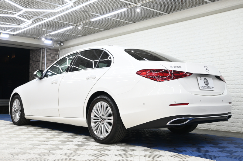 メルセデスベンツ Cクラス C200 4MATIC AVG ﾚｻﾞｰｴｸｽｸﾙｰｼﾌﾞ　ACC Pｽﾀ ECO 黒革 HDDﾅﾋﾞTV 360ｶﾒﾗ CarPlay ﾍｯﾄﾞｱｯﾌﾟD 純正17ｲﾝﾁAW LEDﾗｲﾄ　2年保証付