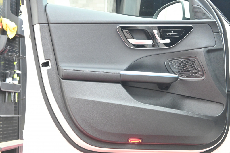 メルセデスベンツ Cクラス C200 4MATIC AVG ﾚｻﾞｰｴｸｽｸﾙｰｼﾌﾞ　ACC Pｽﾀ ECO 黒革 HDDﾅﾋﾞTV 360ｶﾒﾗ CarPlay ﾍｯﾄﾞｱｯﾌﾟD 純正17ｲﾝﾁAW LEDﾗｲﾄ　2年保証付