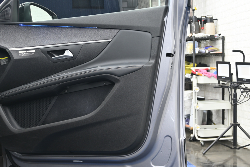 プジョー 5008 GTﾗｲﾝ ﾌﾞﾙｰHDi　ACC Pｽﾀ ECO BSM ﾊｰﾌﾚｻﾞｰ ﾏｯｻｰｼﾞ機能 純正ﾀｯﾁｽｸﾘｰﾝﾅﾋﾞ ﾌﾙｾｸﾞ CarPlay BTｵｰﾃﾞｨｵ&TEL 純正18ｲﾝﾁAW　2年保証付