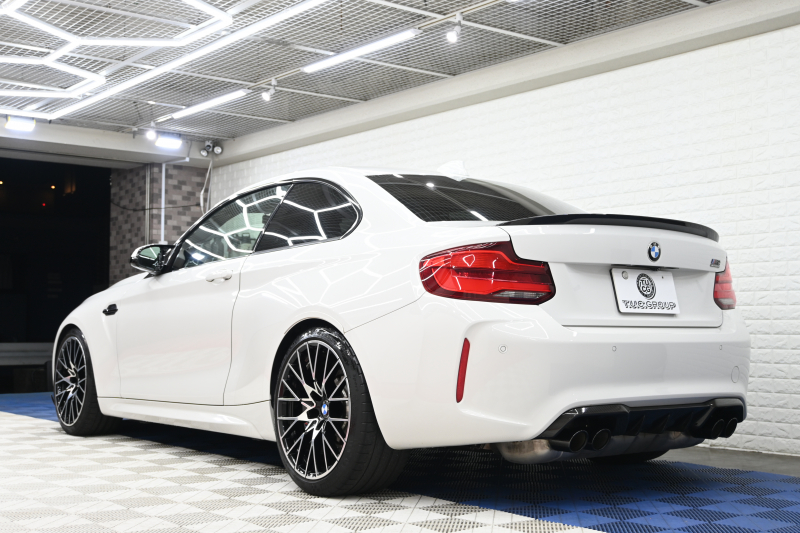 BMW Mシリーズ M2 ｺﾝﾍﾟﾃｨｼｮﾝ　正規D車 後期LCI ｺﾝﾌｫｰﾄA ｲﾝﾃﾘｼﾞｪﾝﾄS 黒革 純正iDriveﾅﾋﾞ harman/kardon 19ｲﾝﾁAW Mﾊﾟﾌｫｰﾏﾝｽﾊﾟｰﾂ KW車高調　2年保証付