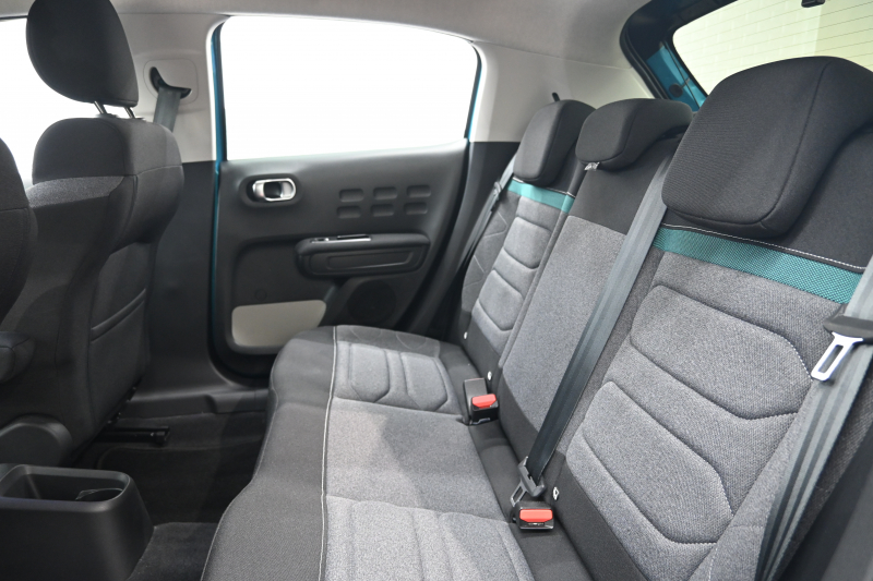 シトロエン C3 ｼｬｲﾝ　1ｵｰﾅｰ Pｽﾀ ECO ｸﾙｺﾝ ｱｸﾃｨﾌﾞｾｰﾌﾃｨﾌﾞﾚｰｷ LDW BSM ﾌｧﾌﾞﾘｯｸｼｰﾄ 7ｲﾝﾁﾀｯﾁｽｸﾘｰﾝ 純正ﾅﾋﾞTV 16ｲﾝﾁAW LEDﾍｯﾄﾞﾗｲﾄ ﾊﾞｲﾄｰﾝﾙｰﾌ　2年保証付