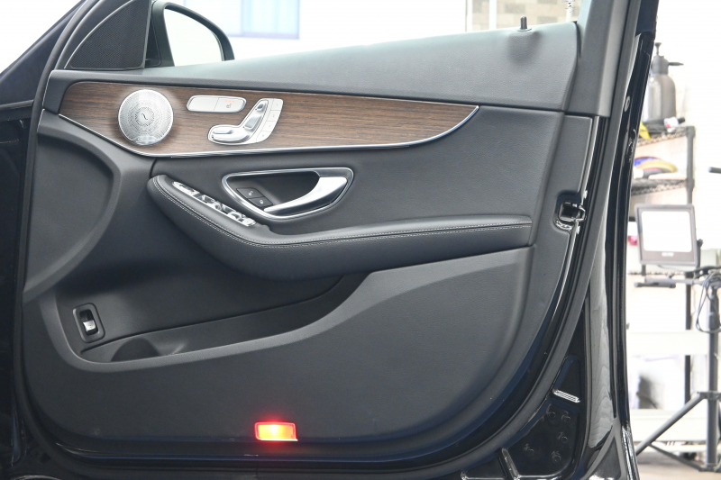 メルセデスベンツ Cクラス C220d AVG ﾜｺﾞﾝ ﾚｻﾞｰEXｸﾙｰｼﾌﾞ&RSP　ACC Pｽﾀ ECO 黒革 HDDﾅﾋﾞ ﾌﾙｾｸﾞ Brumesterｻｳﾝﾄﾞ HUD 純正17ｲﾝﾁAW 自動ﾃｰﾙｹﾞｰﾄ&ﾌｯﾄﾄﾗﾝｸ ｴｱﾊﾞﾗﾝｽP　2年保証付