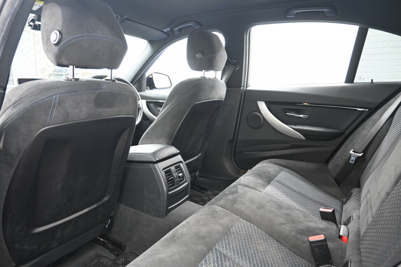 BMW 3シリーズ 320d Mｽﾎﾟｰﾂ　ACC ﾄﾞﾗｲﾋﾞﾝｸﾞｱｼｽﾄ LCW ｽﾎﾟｰﾂｼｰﾄ iDriveHDDﾅﾋﾞ BTｵｰﾃﾞｨｵ&TEL Bｶﾒﾗ Mｴｱﾛ&18ｲﾝﾁAW LEDﾗｲﾄ　2年保証付