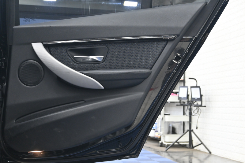 BMW 3シリーズ 320d Mｽﾎﾟｰﾂ　ACC ﾄﾞﾗｲﾋﾞﾝｸﾞｱｼｽﾄ LCW ｽﾎﾟｰﾂｼｰﾄ iDriveHDDﾅﾋﾞ BTｵｰﾃﾞｨｵ&TEL Bｶﾒﾗ Mｴｱﾛ&18ｲﾝﾁAW LEDﾗｲﾄ　2年保証付