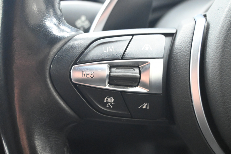 BMW 3シリーズ 320d Mｽﾎﾟｰﾂ　ACC ﾄﾞﾗｲﾋﾞﾝｸﾞｱｼｽﾄ LCW ｽﾎﾟｰﾂｼｰﾄ iDriveHDDﾅﾋﾞ BTｵｰﾃﾞｨｵ&TEL Bｶﾒﾗ Mｴｱﾛ&18ｲﾝﾁAW LEDﾗｲﾄ　2年保証付