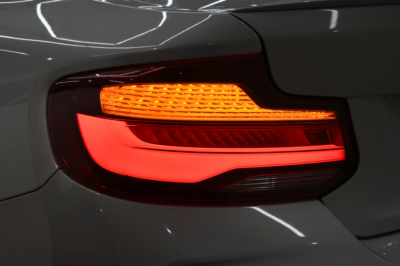 BMW Mシリーズ M2 ｺﾝﾍﾟﾃｨｼｮﾝ　正規D車 後期LCI ｺﾝﾌｫｰﾄA ｲﾝﾃﾘｼﾞｪﾝﾄS 黒革 純正iDriveﾅﾋﾞ 19ｲﾝﾁAW BILSTEIN車高調　2年保証付