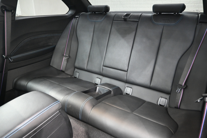 BMW Mシリーズ M2 ｺﾝﾍﾟﾃｨｼｮﾝ　正規D車 後期LCI ｺﾝﾌｫｰﾄA ｲﾝﾃﾘｼﾞｪﾝﾄS 黒革 純正iDriveﾅﾋﾞ 19ｲﾝﾁAW BILSTEIN車高調　2年保証付