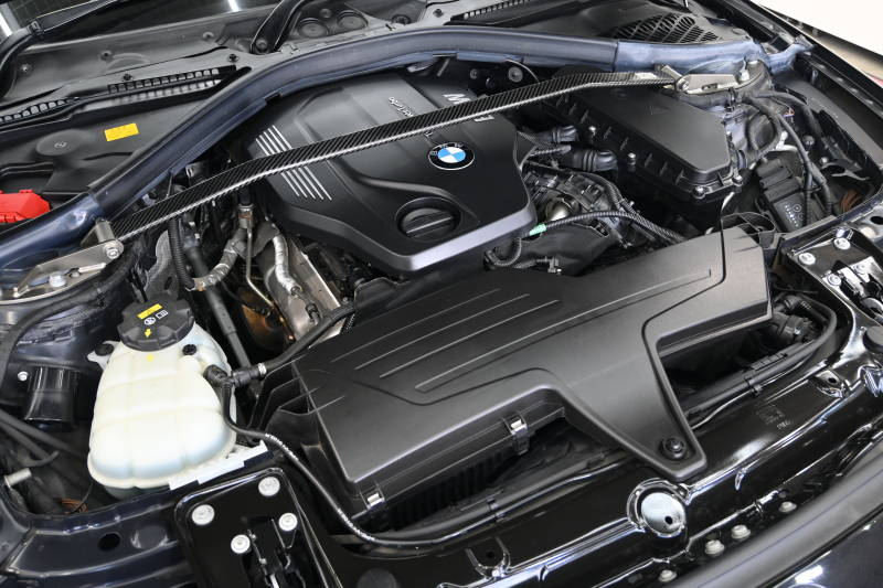 BMW 3シリーズ 320d ﾂｰﾘﾝｸﾞ Mｽﾎﾟｰﾂ　ACC ﾄﾞﾗｲﾋﾞﾝｸﾞｱｼｽﾄ LCW ｽﾎﾟｰﾂｼｰﾄ iDriveHDDﾅﾋﾞ BTｵｰﾃﾞｨｵ&TEL Bｶﾒﾗ 3Dﾃﾞｻﾞｲﾝ車高調&19ｲﾝﾁAW 柿本ﾏﾌﾗｰ LEDﾗｲﾄ　2年保証付