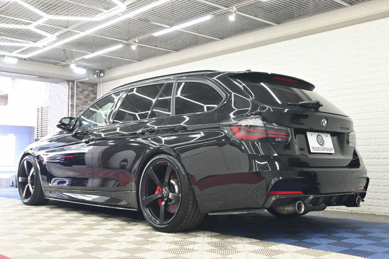 BMW 3シリーズ 320d ﾂｰﾘﾝｸﾞ Mｽﾎﾟｰﾂ　ACC ﾄﾞﾗｲﾋﾞﾝｸﾞｱｼｽﾄ LCW ｽﾎﾟｰﾂｼｰﾄ iDriveHDDﾅﾋﾞ BTｵｰﾃﾞｨｵ&TEL Bｶﾒﾗ 3Dﾃﾞｻﾞｲﾝ車高調&19ｲﾝﾁAW 柿本ﾏﾌﾗｰ LEDﾗｲﾄ　2年保証付