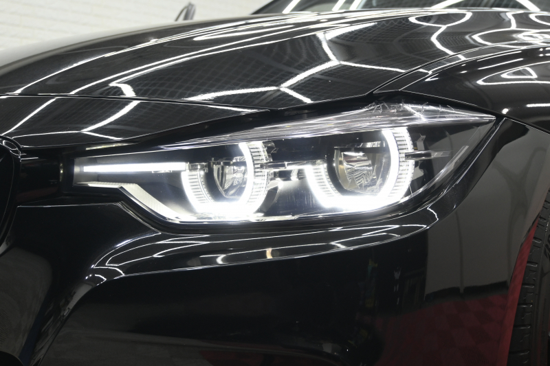 BMW 3シリーズ 320d ﾂｰﾘﾝｸﾞ Mｽﾎﾟｰﾂ　ACC ﾄﾞﾗｲﾋﾞﾝｸﾞｱｼｽﾄ LCW ｽﾎﾟｰﾂｼｰﾄ iDriveHDDﾅﾋﾞ BTｵｰﾃﾞｨｵ&TEL Bｶﾒﾗ 3Dﾃﾞｻﾞｲﾝ車高調&19ｲﾝﾁAW 柿本ﾏﾌﾗｰ LEDﾗｲﾄ　2年保証付