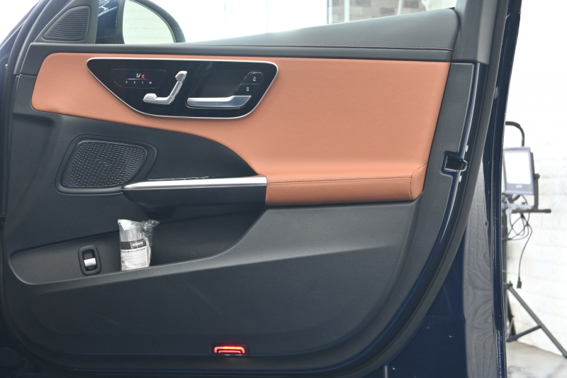 メルセデスベンツ Cクラス C220d ｽﾃｰｼｮﾝﾜｺﾞﾝ AVG AMGﾗｲﾝ ﾚｻﾞｰEXｸﾙ&ﾚｰﾀﾞｰSP　ACC Pｽﾀ ECO 茶革 ﾊﾟﾉﾗﾏｻﾝﾙｰﾌ MBUXﾅﾋﾞTV 360ｶﾒﾗ CarPlay AMGｴｱﾛ&18ｲﾝﾁAW LED　2年保証付