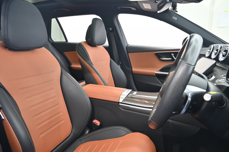 メルセデスベンツ Cクラス C220d ｽﾃｰｼｮﾝﾜｺﾞﾝ AVG AMGﾗｲﾝ ﾚｻﾞｰEXｸﾙ&ﾚｰﾀﾞｰSP　ACC Pｽﾀ ECO 茶革 ﾊﾟﾉﾗﾏｻﾝﾙｰﾌ MBUXﾅﾋﾞTV 360ｶﾒﾗ CarPlay AMGｴｱﾛ&18ｲﾝﾁAW LED　2年保証付