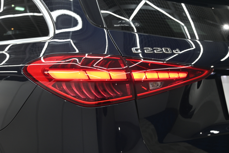 メルセデスベンツ Cクラス C220d ｽﾃｰｼｮﾝﾜｺﾞﾝ AVG AMGﾗｲﾝ ﾚｻﾞｰEXｸﾙ&ﾚｰﾀﾞｰSP　ACC Pｽﾀ ECO 茶革 ﾊﾟﾉﾗﾏｻﾝﾙｰﾌ MBUXﾅﾋﾞTV 360ｶﾒﾗ CarPlay AMGｴｱﾛ&18ｲﾝﾁAW LED　2年保証付