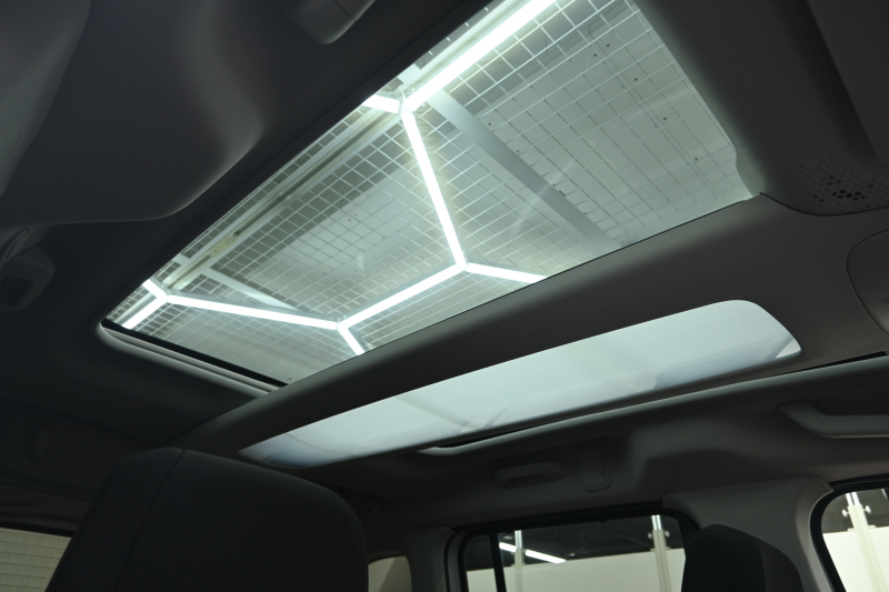 シトロエン ベルランゴ ﾄﾘｺ　1ｵｰﾅｰ 特別仕様車 Pｽﾀ ﾊﾟｰｷﾝｸﾞｾﾝｻｰ BSM ﾊﾟﾉﾗﾏR ﾌｧﾌﾞﾘｯｸｼｰﾄ 純正ﾅﾋﾞTV CarPlay ｱﾝﾋﾞｴﾝｽﾗｲﾄ 純正16AW　2年保証付