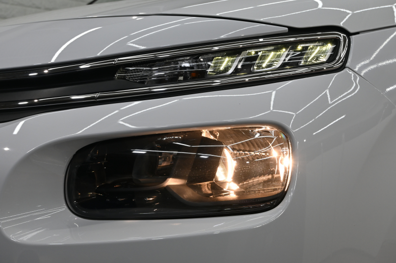 シトロエン ベルランゴ ﾄﾘｺ　1ｵｰﾅｰ 特別仕様車 Pｽﾀ ﾊﾟｰｷﾝｸﾞｾﾝｻｰ BSM ﾊﾟﾉﾗﾏR ﾌｧﾌﾞﾘｯｸｼｰﾄ 純正ﾅﾋﾞTV CarPlay ｱﾝﾋﾞｴﾝｽﾗｲﾄ 純正16AW　2年保証付