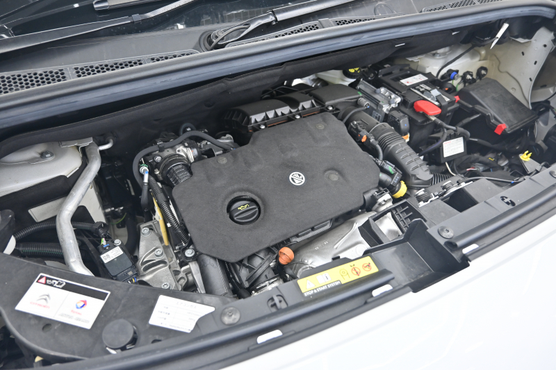 シトロエン ベルランゴ ﾄﾘｺ　1ｵｰﾅｰ 特別仕様車 Pｽﾀ ﾊﾟｰｷﾝｸﾞｾﾝｻｰ BSM ﾊﾟﾉﾗﾏR ﾌｧﾌﾞﾘｯｸｼｰﾄ 純正ﾅﾋﾞTV CarPlay ｱﾝﾋﾞｴﾝｽﾗｲﾄ 純正16AW　2年保証付