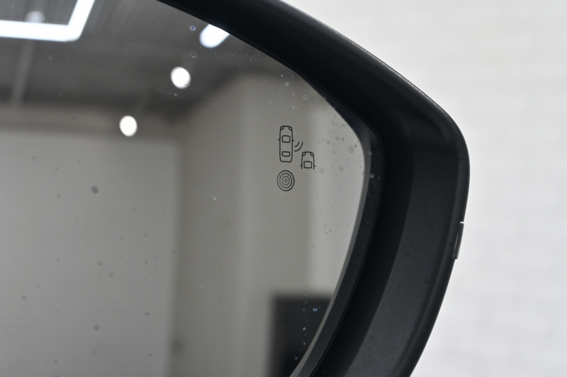 プジョー 2008 GT ﾄﾞﾗｲﾌﾞｴﾃﾞｨｼｮﾝ　特別仕様車 ACC Pｽﾀ ECO ﾊｰﾌ革 ﾊﾟﾉﾗﾏSR 純正ﾀｯﾁｽｸﾘｰﾝ CarPlay Bｶﾒﾗ 純正18ｲﾝﾁAW LEDﾗｲﾄ　2年保証付