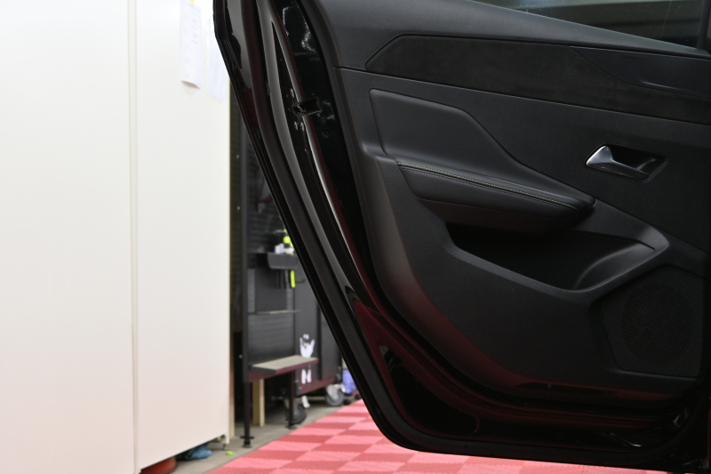 プジョー 308 SW GT ﾌﾞﾙｰHDi　1ｵｰﾅｰ ACC BSM ﾊｰﾌﾚｻﾞｰ ﾊﾟﾉﾗﾏSR 純正ﾅﾋﾞ CarPlay i-Connect 360ｶﾒﾗ LEDﾍｯﾄﾞﾗｲﾄ 純正18AW　2年保証付