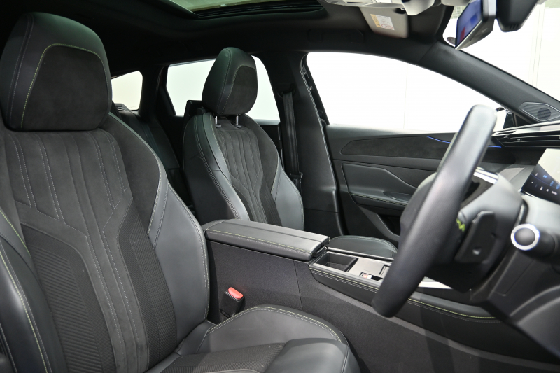 プジョー 308 SW GT ﾌﾞﾙｰHDi　1ｵｰﾅｰ ACC BSM ﾊｰﾌﾚｻﾞｰ ﾊﾟﾉﾗﾏSR 純正ﾅﾋﾞ CarPlay i-Connect 360ｶﾒﾗ LEDﾍｯﾄﾞﾗｲﾄ 純正18AW　2年保証付