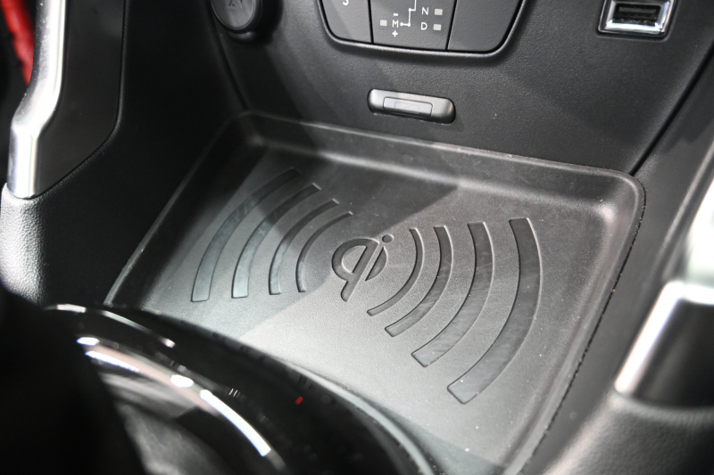 シトロエン C3 ｴｱｸﾛｽSUV ﾌﾞﾙｰHDi ｼｬｲﾝPKG　後期ﾓﾃﾞﾙ ﾚｻﾞｰ×ﾌｧﾌﾞﾘｯｸｺﾝﾋﾞﾚｻﾞｰｼｰﾄ ﾊﾟﾉﾗﾏSR ｸﾙｺﾝ 純正7ｲﾝﾁﾀｯﾁｽｸﾘｰﾝ CarPlay Bｶﾒﾗ 純正17ｲﾝﾁAW LEDﾗｲﾄ ｱｸﾃｨﾌﾞｾｰﾌﾃｨﾌﾞﾚｰｷ　2年保証付