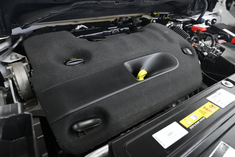 プジョー 3008 ｸﾛｽｼﾃｨ　1ｵｰﾅｰ 特別仕様車 ACC ﾊｰﾌ革 ﾊﾟﾉﾗﾏSR 純正ﾀｯﾁｽｸﾘｰﾝ ﾅﾋﾞTV ﾌﾙｾｸﾞ CarPlay ADVｺﾝﾄﾛｰﾙ 純正18ｲﾝﾁAW LEDﾗｲﾄ ｱｸﾃｨﾌﾞｾｰﾌﾃｨﾌﾞﾚｰｷ　2年保証付