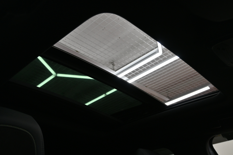 プジョー 2008 GTﾗｲﾝ　Pｽﾀ ACC ECO ﾊｰﾌ革 ﾊﾟﾉﾗﾏSR 純正ﾀｯﾁｽｸﾘｰﾝ ﾅﾋﾞTV CarPlay Bｶﾒﾗ 純正17ｲﾝﾁAW LEDﾗｲﾄ　2年保証付