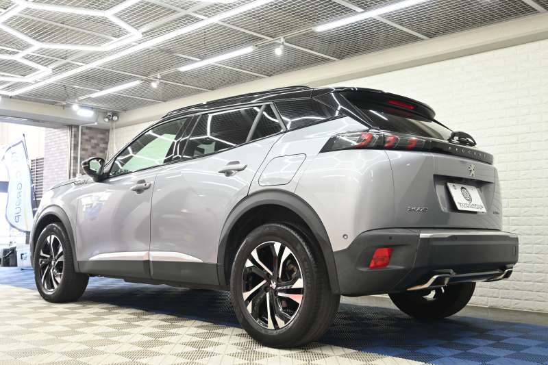 プジョー 2008 GTﾗｲﾝ　Pｽﾀ ACC ECO ﾊｰﾌ革 ﾊﾟﾉﾗﾏSR 純正ﾀｯﾁｽｸﾘｰﾝ ﾅﾋﾞTV CarPlay Bｶﾒﾗ 純正17ｲﾝﾁAW LEDﾗｲﾄ　2年保証付