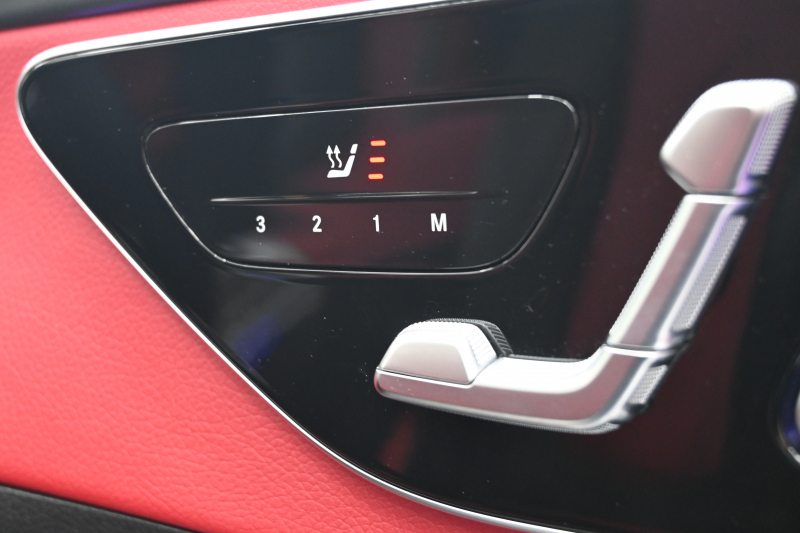 メルセデスベンツ Cクラス C220d ｽﾃｰｼｮﾝﾜｺﾞﾝ AVG AMGﾗｲﾝ ﾚｻﾞｰEXC&ﾚｰﾀﾞｰSP　1ｵｰﾅｰ ACC Pｽﾀ ECO 黒赤革 ﾊﾟﾉﾗﾏｻﾝﾙｰﾌ MBUXﾅﾋﾞTV 360ｶﾒﾗ CarPlay ﾍｯﾄﾞｱｯﾌﾟD AMGｴｱﾛ&18ｲﾝﾁAW LED　2年保証付