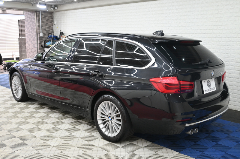 BMW 3シリーズ 320d ﾂｰﾘﾝｸﾞ ﾗｸﾞｼﾞｭｱﾘｰ　後期ﾓﾃﾞﾙ ACC ﾍﾞｰｼﾞｭ革 純正HDDﾅﾋﾞ TVﾁｭｰﾅｰ Bｶﾒﾗ 17ｲﾝﾁAW ｵｰﾄﾃｰﾙｹﾞｰﾄ LEDﾍｯﾄﾞﾗｲﾄ　2年保証付
